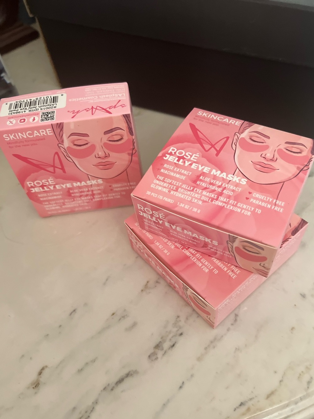 3 BOX Bundle - Rose Jelly Eye Masks – 30 Per Container - Picture 3 of 3